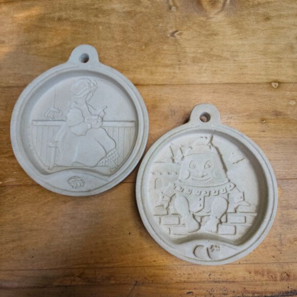 Humpty Dumpty And Miss Muffet Cookie Molds - Picture 1 of 6